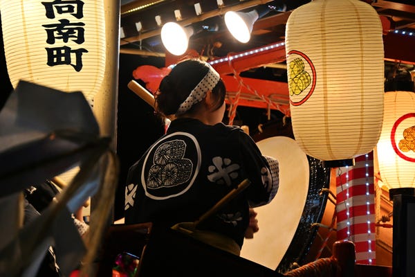 秋田竿燈まつりツアー