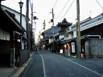 黒壁スクエア