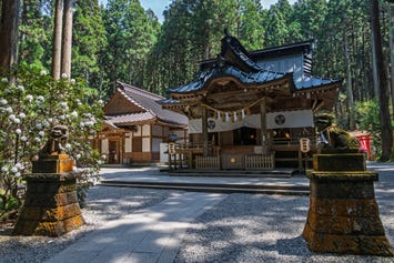 御岩神社