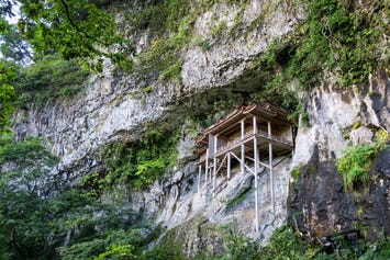 三佛寺