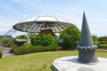 雲龍の館