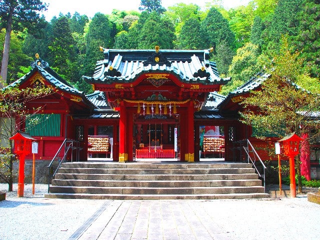 ■【神奈川】新年に福を呼ぶ！開運箱根旅☆ご利益を求めて箱根神社へ初詣！箱根ホテル小涌園で贅沢ランチビュッフェ食べ放題＆箱根小涌園ユネッサンで湯ったりくつろぎの温泉入浴♪3