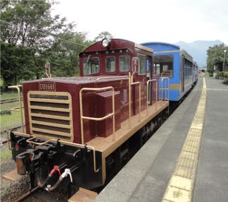 南阿蘇鉄道トロッコ列車で駆ける阿蘇 上色見熊野座神社と高森田楽昼食　日帰りバスツアー🚌