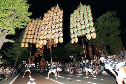 【小山駅・宇都宮駅・那須塩原駅発】週末＆初日出発！３泊とも温泉ホテルに宿泊の 「弘前ねぷたまつり・青森ねぶた祭・秋田竿灯まつり」（４日間）