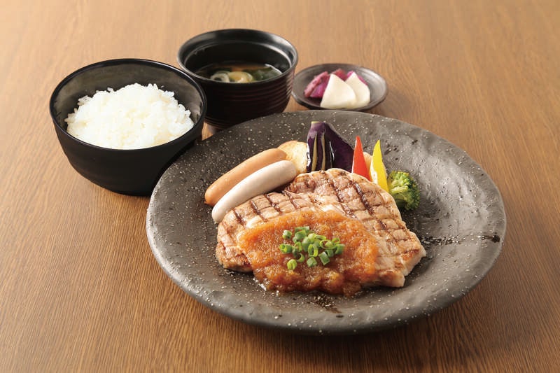 【茨城県内発】 【読売新聞 茨城北部読売会】ガイド付地下神殿コース「首都圏外郭放水路見学」とサイボクハム「ゴールデンポークソテー」ランチ 日帰り2