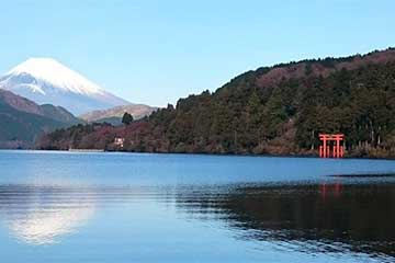 【お正月恒例！感動のゴールと新年箱根温泉初風呂も！/新宿・池袋発】新年・大学駅伝観戦日帰りバスツアーin箱根芦ノ湖20262