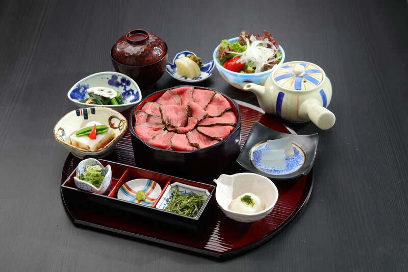 【現地　集合・解散】 【個人プラン】第78回 正倉院展と「ホテルアジール・奈良」昼食プラン　日帰り1