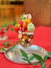 【千葉県内発】 予約が取れない話題の農園レストラン「タンジョウファームキッチン」 季節のパフェ＆農場採れたてお野菜ランチ 成田山新勝寺でパワーチャージ　日帰り