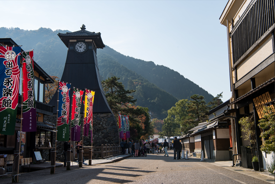 【岡山発着】「出石永楽館」見学と出石名物食べ歩き！2