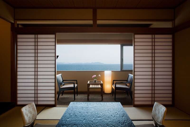 【京都府内・兵庫県内発】 花の淡路島とオリーブ香る小豆島をゆったりめぐる～洲本温泉初夏の親睦旅行２日間2