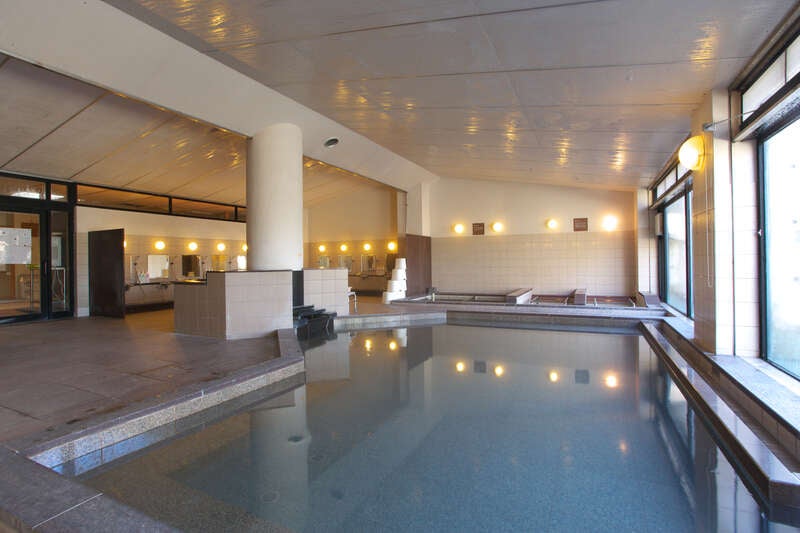 【愛媛県内発】 四国カルスト・天狗高原と雲の上の温泉　日帰り3