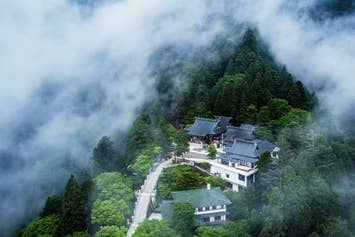 相模の國二社一寺 【関東総鎮護の霊山】大山阿夫利神社下社・【関東の出雲さん縁結びの大黒様】出雲大社相模バスツアー