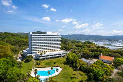 【明石・三宮ルート発】 土佐くろしお鉄道「後免駅・ごめんなはり線」乗車とやなせたかしゆかりの地めぐり、高知県立牧野植物園2日間