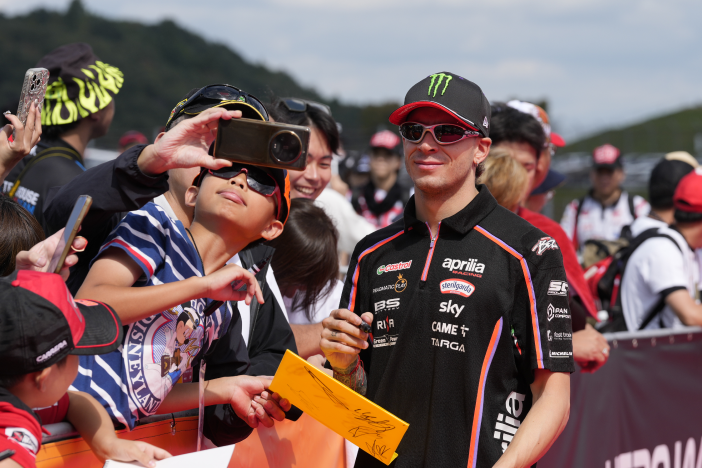 【東京駅発着】MotoGP世界選手権 日本GP予選　宇都宮駅発着 日帰り アクセスツアー【10/4(日)】2