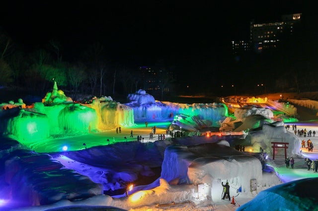 ＜ひとり旅＞『期間限定イベントや絶景へ　北海道冬の風物詩１８景　７日間』3