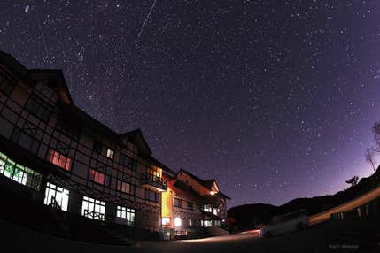 ＜長野＞星降る聖地　南信州「しらびそ高原天の川」ご宿泊　2日間【明石・三宮出発】