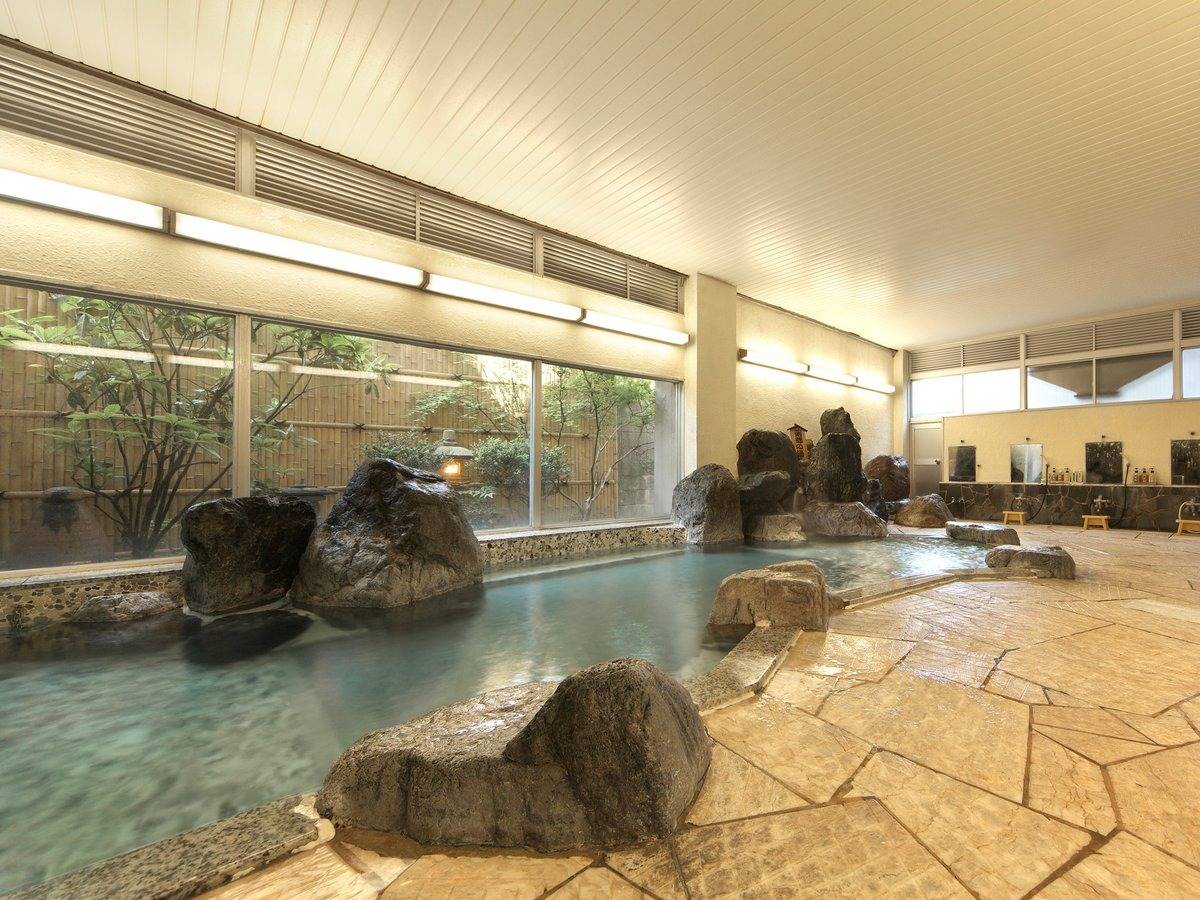 源泉かけ流しのお宿にご宿泊！下呂温泉『花火物語』と世界文化遺産　～なつかしき日本の原風景～五箇山合掌造り集落【近鉄八尾・八戸ノ里・枚方市・JR高槻発】2