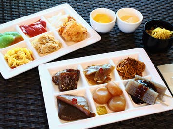 🔥催行確定！11/7・12・14・19・26・28🔥【新宿発/ぶっとび価格✨】5,000円以下！！ こんにゃくパーク＆めんたいパーク＆ガトーフェスタハラダ トリプル工場見学🏭＆生ゆばすくい30分食べ放題(お酒も飲み放題🍶)　群馬名物こんにゃラくグルメ食べ放題や焼きたてラスク試食etc. 群馬グルメ大満喫旅🚌（ハダのラスク＆かねふく明太ふりかけ等＆こんにゃくプレゼント🎁）