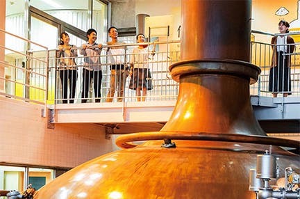 さいたま新都心発　茨城でトリプル社会見学!!キリンビール工場・牛久シャトー筑波ハム工場見学 日帰り　バスツアーだからラクラク移動！お酒が飲める！
