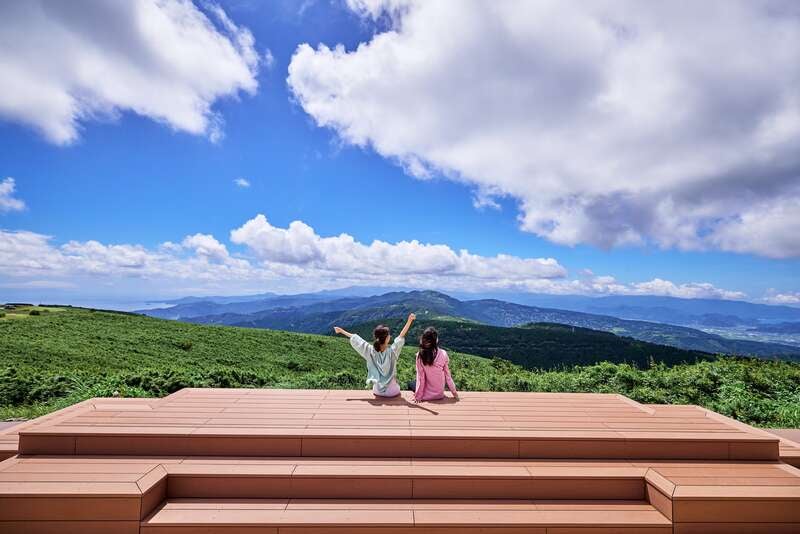 【栃木県内発】  3つの乗り物でめぐる「伊豆 碧（あお）の絶景」堂ヶ島・青の洞窟クルーズ・小室山・箱根十国峠と夕映えのオーシャンビュー 土肥温泉2日間2