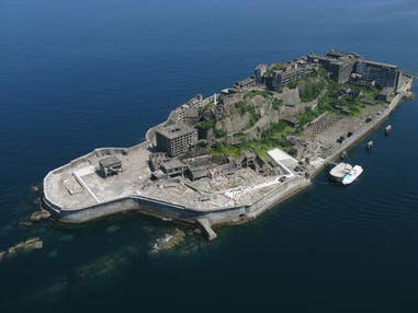 ■今話題の軍艦島！日本の近代化を支えた世界遺産・端島(はしま)の歴史と魅力を学ぶ【軍艦島上陸周遊クルーズ半日ツアー付（2日目午前）】長崎1泊2日