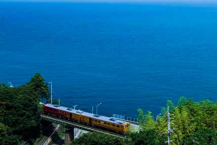 【福山駅発】 陸・海・空を満喫♪観光列車「伊予灘ものがたり」～大洲編～　２日間