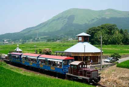 【佐賀・神埼・目達原・中原・鳥栖発】 南阿蘇鉄道トロッコ列車とあか牛・地鶏・馬肉 ３種の食べ比べ焼肉ランチ　日帰り