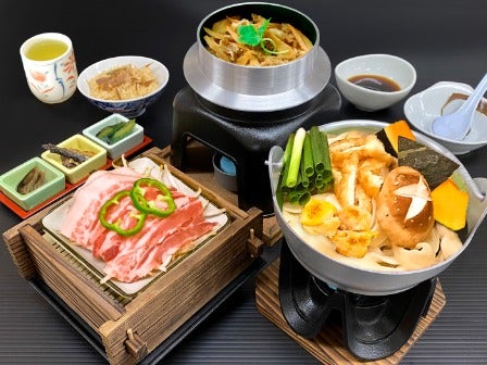 東京発　山梨味覚満喫旅！　「ぶどう」と「桃」のＷ果物狩り＆「甲州三大ブランド肉食べ比べ御膳」＆絶景の「ふじさんデッキ」＜JAMJAM TOUR＞3