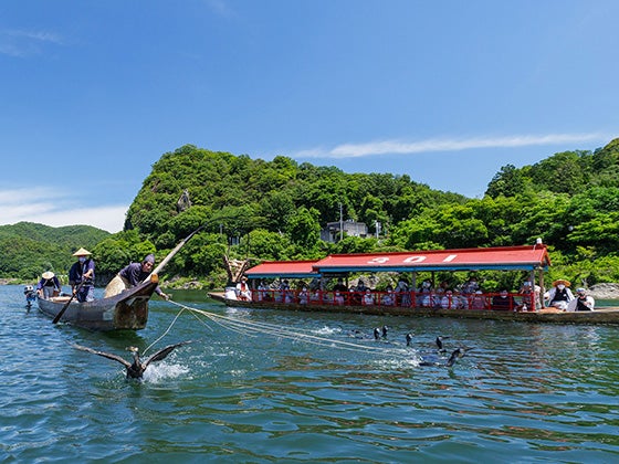 【富山県内発着】「木曽川鵜飼」観覧船上ランチと美濃“うだつの上がる街並み”散策＜山の日、シルバーウィーク設定日あり！＞1