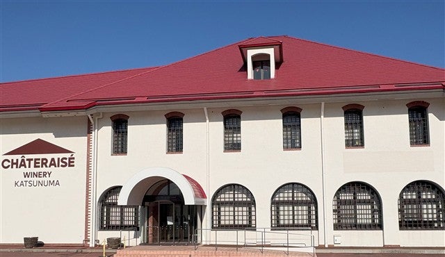 ■岐阜名古屋発９/６もぎたてフレッシュシャインマスカット狩り40分食べ放題と風は秋色日本のプロヴァンス山梨のレストラン併設ワイナリーシャトー勝沼のフレンチコース付ワイナリー巡りへ行く日帰りバスツアー3