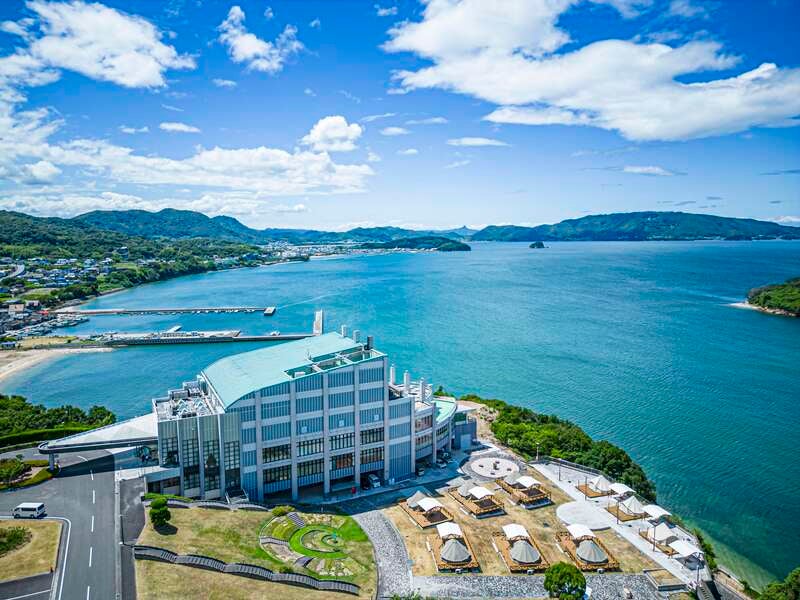 【JR広島駅発】引田のひなまつりと絶景レストラン「ベッセルおおち」deランチバイキング　日帰り3