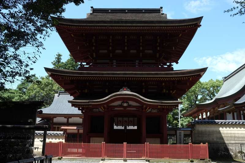 【佐賀・神埼・目達原・中原・鳥栖発】 料理長こだわりの全11品創作和会席を食す！皐月晴れミステリーツアー　日帰り3