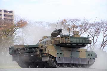 【開設７４周年記念行事。本物の戦車や装甲車などの迫力満点の装備品アトラクションにびっくり！/横浜・たまプラ発】陸上自衛隊土浦駐屯地開設記念行事見学2