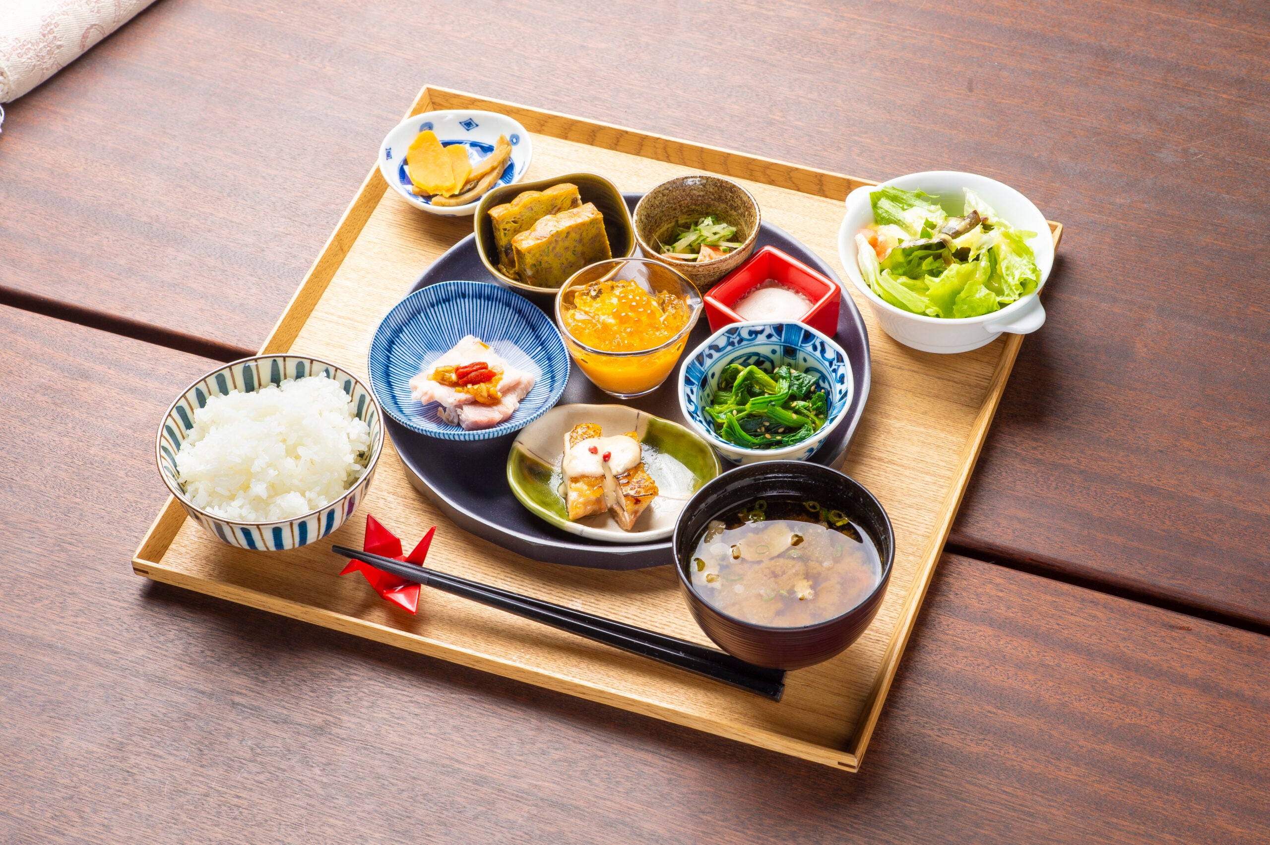 【京成船橋発】春の味覚満喫！いちご狩り＆小鉢膳のご昼食とお買物旅＜コースNo.25-1127-A＞（京成トラベル）2