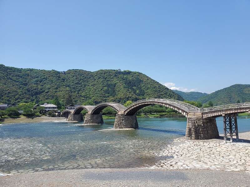 【東京駅・品川駅・新横浜駅発】 往復のぞみ利用　安芸の宮島・萩・錦帯橋・角島　萩温泉郷と長門湯本温泉３日間3