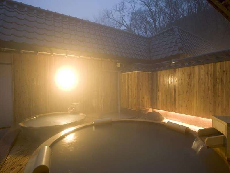 【山形空港発】 蟹の名店！札幌かに本家「かに会席ランチ」と名湯登別温泉（3日間）2