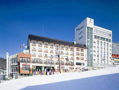 ■●夜発バス 竜王スキーパーク 12・1月出発セール 竜王プリンスホテル(1泊4日)