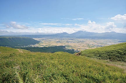 【1泊目花の庄プラン】<レンタカー付>九州2つの名湯由布院温泉(1泊目)と黒川温泉(2泊目)で過ごす3日間
