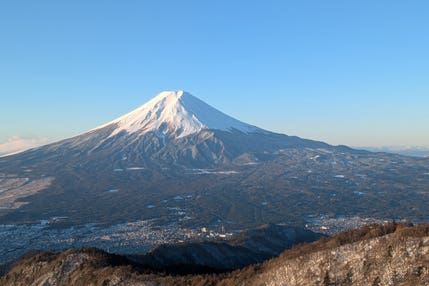 三つ峠山荘忘年会ツアー〜富士山の絶景をみながら忘年山行 ~