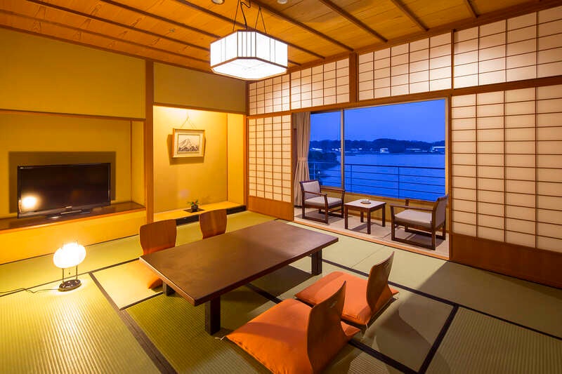 【紀南エリア発】 緑輝く越前・加賀紀行～白山連峰を望む名旅館『佳水郷』で寛ぐ初夏の親睦旅行 2日間3