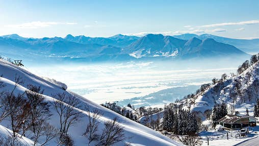 【新宿夜発】ぶっとび!日帰りスキー&スノボ|戸狩温泉スキー場(リフト券付)