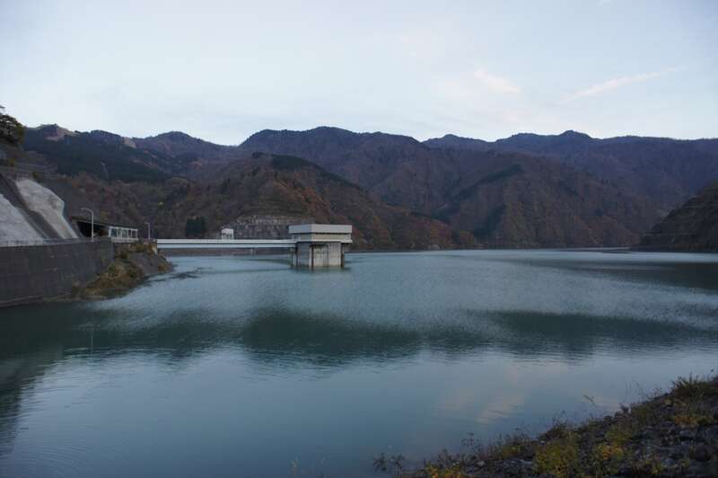 【富山県内発】 【読売新聞愛読者謝恩旅行】秋色いしかわ４色の社会科見学　日帰り 　～個人では見学できない手取川ダム・獅子吼高原ゴンドラ・木滑なめこ収穫体験・綿ケ滝～1