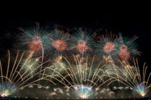 【上三川・宇都宮発着】今年の夏は特別な夜を。大曲花火大会2026観賞と松島観光【1泊2日4食付き】2