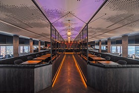 明石・名谷・三宮　発
特別展古代エジプトと地上約200ｍの絶景ランチビュッフェ3