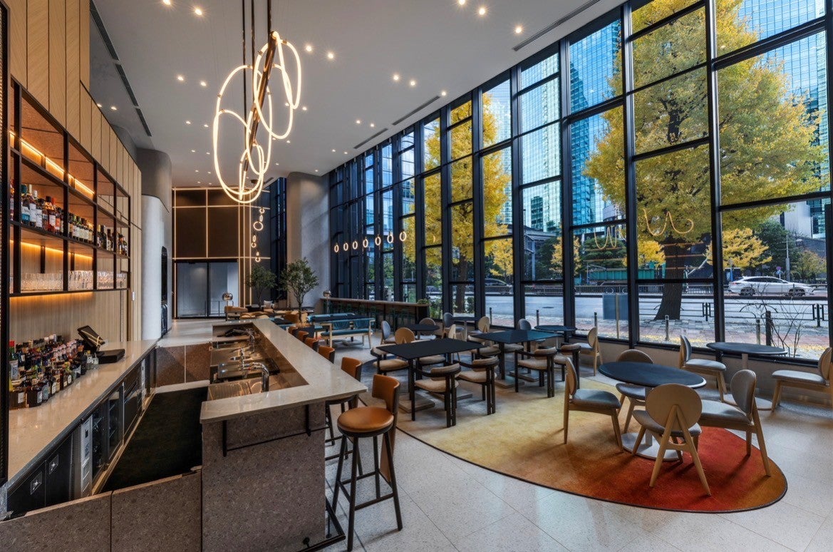 【東京都内発※町田を除く】 国宝『迎賓館赤坂離宮』本館見学＆銀座のホテルで優雅にセイボリー＆アフタヌーンティー　日帰りバスツアー2