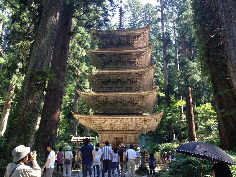 【群馬県内発】 個人では行きづらい！紅葉の月山八合目・鳥海山と日本三高湯・蔵王温泉2連泊　絶景スリーライン「鳥海ブルーライン・蔵王ハイライン・磐梯吾妻スカイライン」3日間2