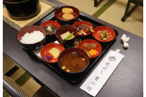 【名古屋駅発】◎WEB予約でリボンポイント２ポイント◎＊日帰り昼食付＊『時代を超えて、縁を繋ぐ　７２年ぶりの豊川稲荷御開帳へ行こう！特別祈禱付き』3