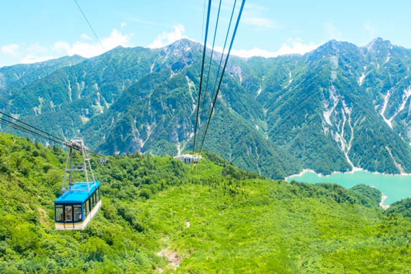 【長野駅発】 ＜WEB限定企画＞標高2450mの室堂平へ！涼風の立山黒部アルペンルート「扇沢から室堂往復」と迫力の黒部ダム大放水 日帰り2