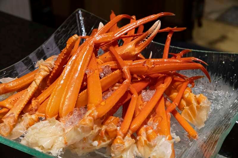 【群馬県内発】 高原温泉リゾートに泊まる！めろめろメロン＆サクサクさくらんぼミステリーツアー ２日間2