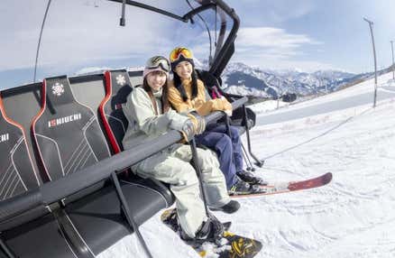 [東京/新宿発]【往復バスで行く】夜発 石打丸山スキー場日帰り